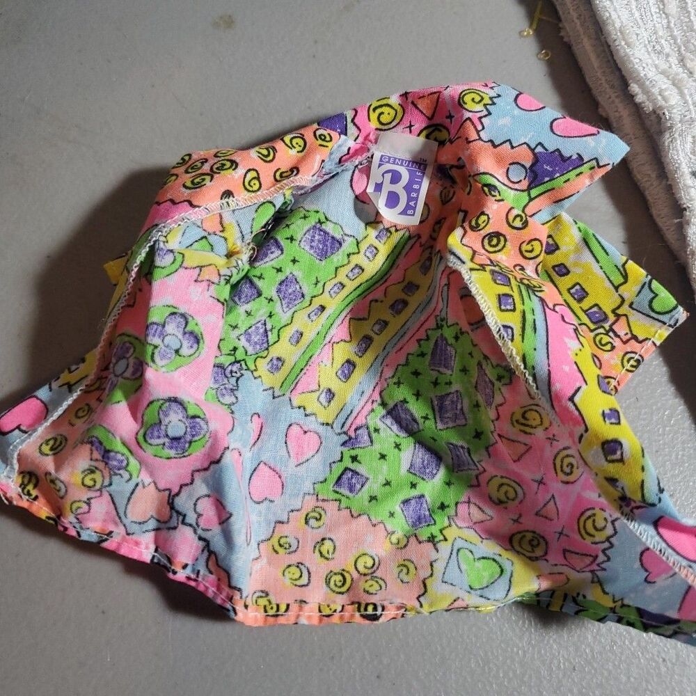 Vtg Barbie Doll 1988 Mattel Malaysia w/ 3 Genuine Barbie Outfits Clothes Lot‎ - Picture 10 of 11